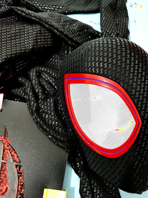 MILES VERSE ACROSS - Image 6